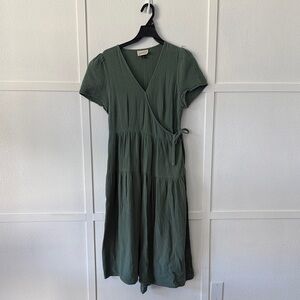 Universal Thread Forest Green Midi Dress